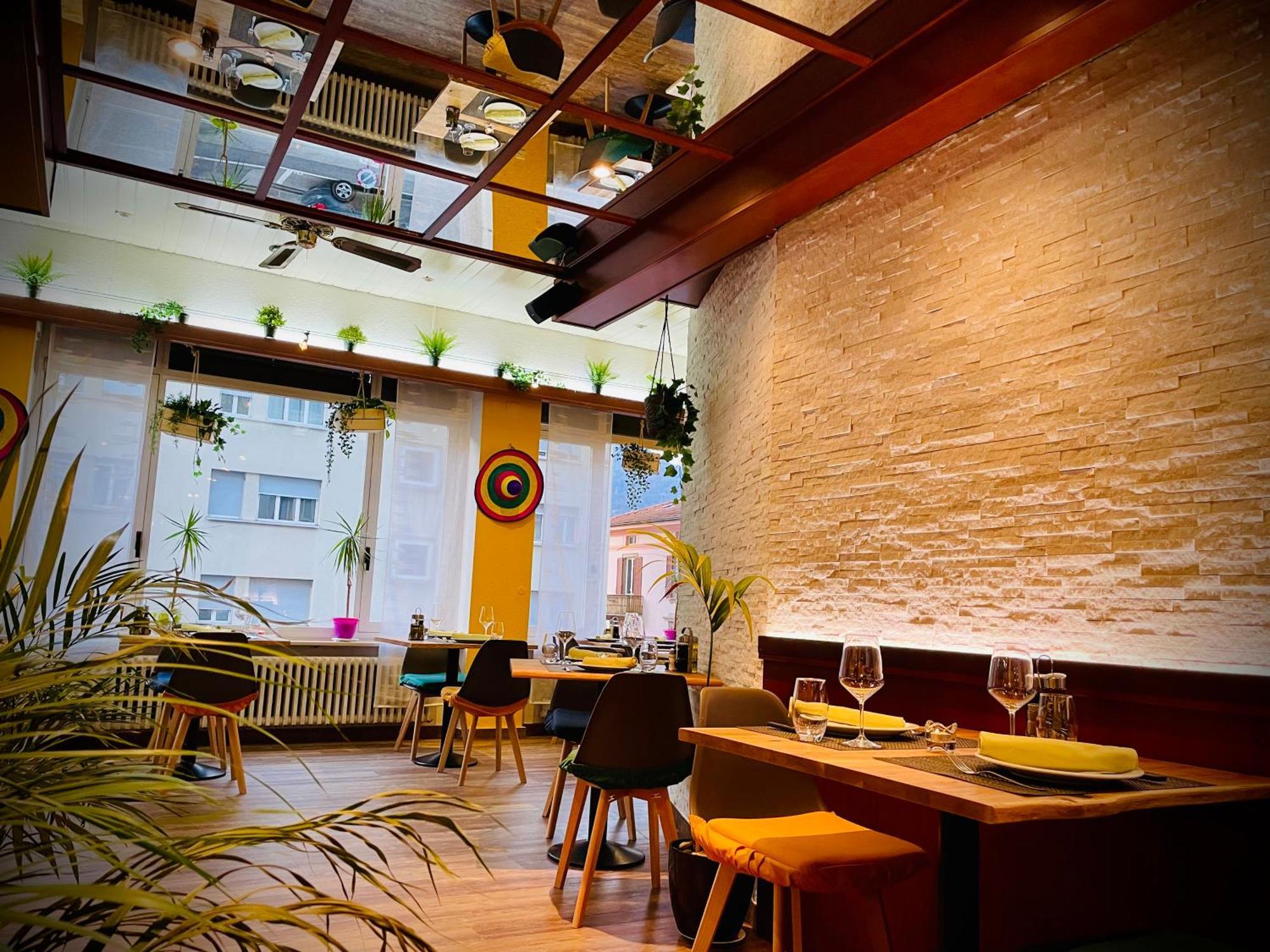 Hotel Gamper Белинцона Екстериор снимка