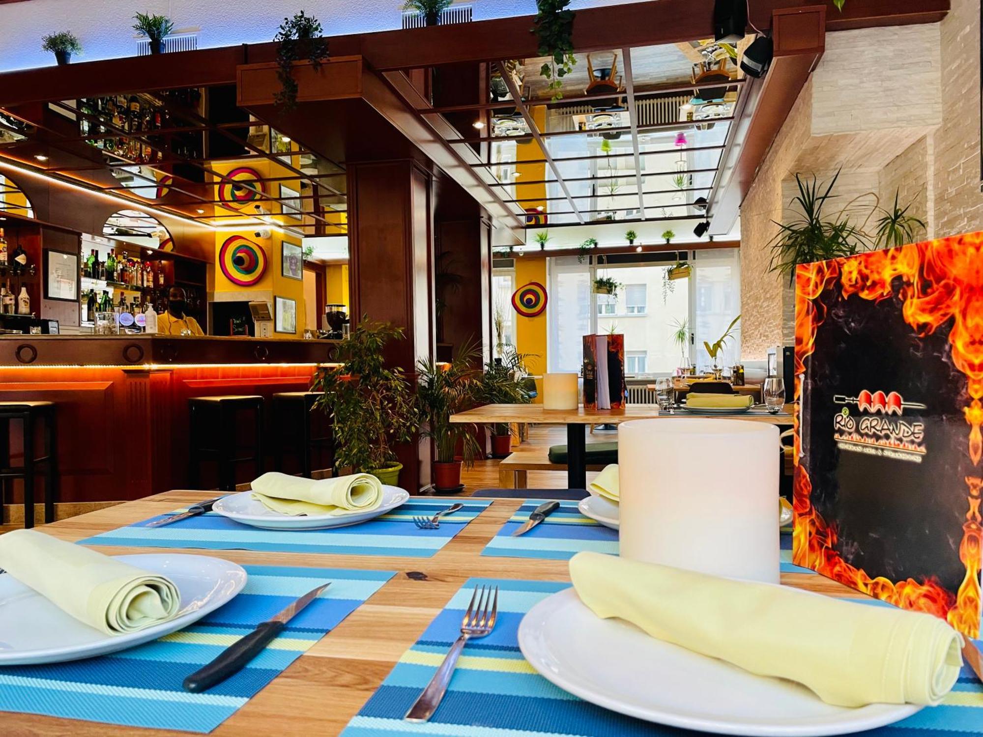 Hotel Gamper Белинцона Екстериор снимка